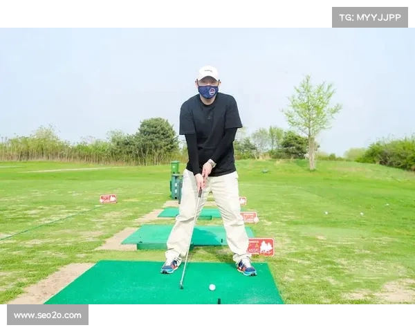 高尔夫健身训练方法与技巧全面解析 提升你的球场表现和身体素质 高尔夫健身训练方法与技巧全面解析 提升你的球场表现和身体素质