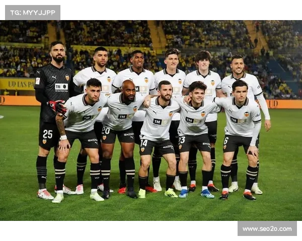 西甲2025赛季夺冠赔率分析:谁将成为最终的冠军热门球队 西甲2025赛季夺冠赔率分析:谁将成为最终的冠军热门球队